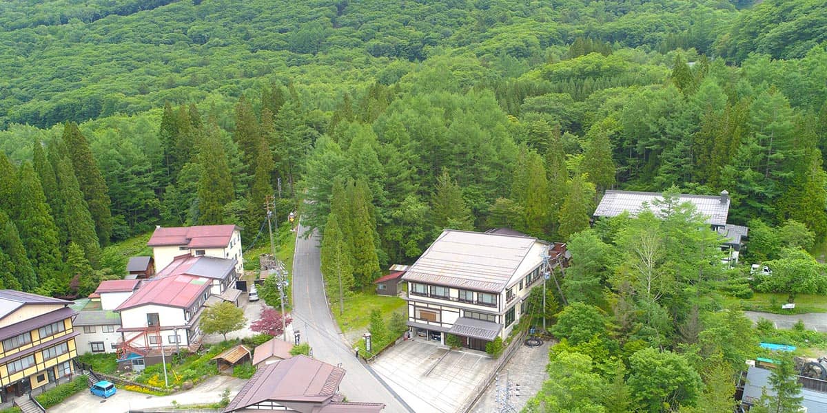 平湯温泉 旅館 たなか　外観